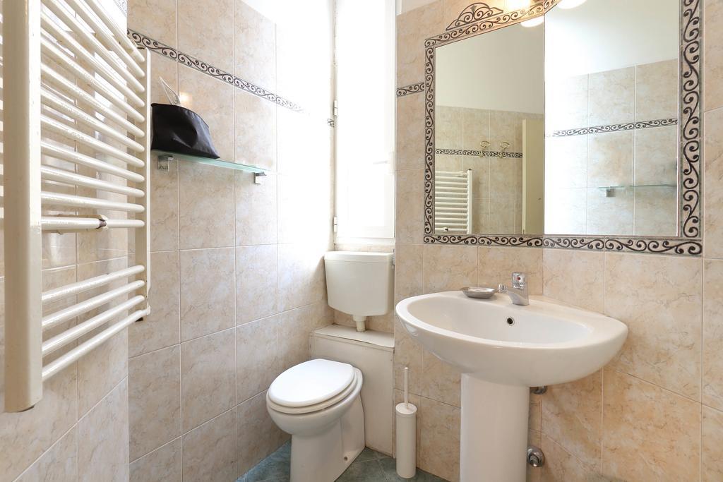 Bed & Breakfast Franz House 2*